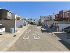 Casa en remate en Jorge Díaz Serrano, Playas de Rosarito, Baja California