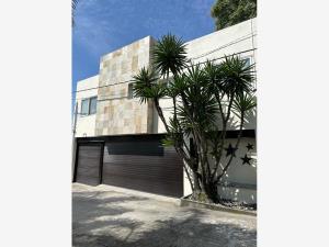Casa en venta en Lomas de Vista Hermosa, Cuernavaca, Morelos Casa en venta en Lomas de Vista Hermosa, Cuernavaca, Morelos