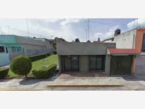 Casa en venta en Parque Residencial Coacalco 1a Sección, Coacalco de Berriozábal, México