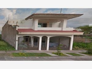 Casa en venta en Puerta del Sol, Xalisco, Nayarit