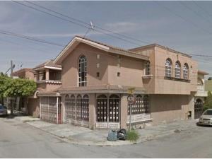 Casa en venta en Valle de San Carlos, San Nicolás de los Garza, Nuevo León Casa en venta en Valle de San Carlos, San Nicolás de los Garza, Nuevo León