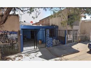 Casa en venta en Balcones de Oblatos, Guadalajara, Jalisco Casa en venta en Balcones de Oblatos, Guadalajara, Jalisco