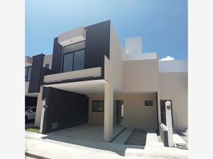 Casa en venta en Agraria, Río Blanco, Veracruz de Ignacio de la Llave