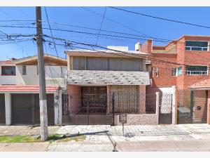 Casa en venta en Lomas de Las Fuentes, Naucalpan de Juárez, México Casa en venta en Lomas de Las Fuentes, Naucalpan de Juárez, México