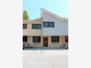 CASA EN VENTA ATRAS DE PUEBLO NUEVO CORREGIDORA CASA EN VENTA ATRAS DE PUEBLO NUEVO CORREGIDORA