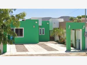 Casa en venta en Los Tabachines, La Paz, Baja California Sur