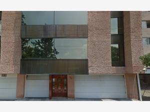 Departamento en remate en Paseos de Taxqueña, Coyoacán, Ciudad de México