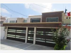 Casa en venta en Santa Ursula Coapa, Coyoacán, Ciudad de México