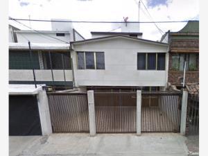 Casa en venta en Prado Churubusco, Coyoacán, Ciudad de México