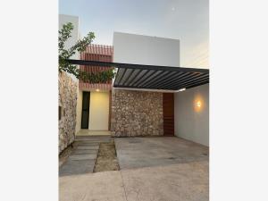 Casa en renta en Temozon Norte, Mérida, Yucatán