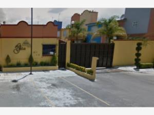 Casa en venta en San Pedro Totoltepec, Toluca, México