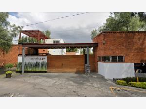 Casa en venta en Fuentes de Tepepan, Tlalpan, Ciudad de México Casa en venta en Fuentes de Tepepan, Tlalpan, Ciudad de México