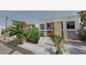 Casa en venta en Jardines del Sol, Bahía de Banderas, Nayarit