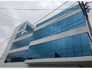 Edificio en renta en General Manuel Ávila Camacho, Naucalpan de Juárez, México