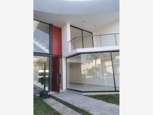 Casa en venta en Ahuatlán Tzompantle, Cuernavaca, Morelos Casa en venta en Ahuatlán Tzompantle, Cuernavaca, Morelos
