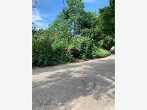 Terreno en venta en Lomas de Atzingo, Cuernavaca, Morelos