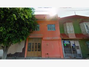 Casa en venta en Agua Azul, León, Guanajuato