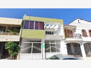 Casa en venta en Estadios, Tepic, Nayarit