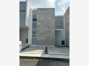 Casa en venta en Los Olivos, Morelia, Michoacán de Ocampo Casa en venta en Los Olivos, Morelia, Michoacán de Ocampo