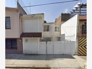 Casa en venta en Valle de Aragon, Nezahualcóyotl, México