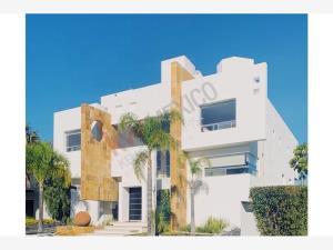 Casa en renta en Jurica, Querétaro, Querétaro