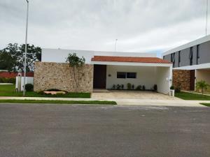 Casa en venta en Bosques de Conkal, Conkal, Yucatán