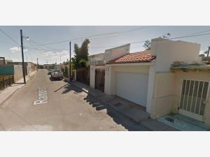 Casa en remate en Pedro Meoqui Centro, Meoqui, Chihuahua
