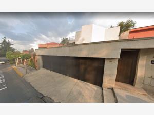 Casa en remate en Parques de la Herradura, Huixquilucan, México