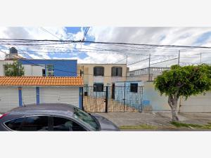 Casa en venta en Boulevares, Naucalpan de Juárez, México