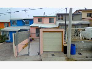 Casa en venta en Real de San Antonio, Tijuana, Baja California Casa en venta en Real de San Antonio, Tijuana, Baja California