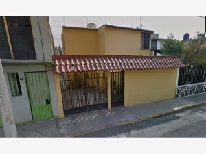 Casa en venta en El Coyol, Gustavo A. Madero, Ciudad de México