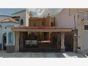 Casa en venta en Las Brisas, Tepic, Nayarit