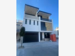 Casa en venta en La Yesca, León, Guanajuato