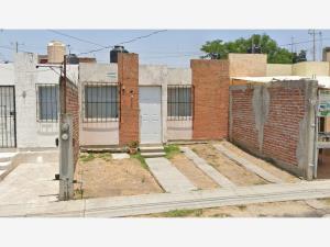 Casa en venta en Jardines de Echeveste, León, Guanajuato