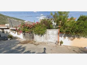 Casa en venta en San Bernabe, Monterrey, Nuevo León