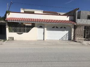 Casa en venta en San Antonio de los Bravos, Torreón, Coahuila de Zaragoza