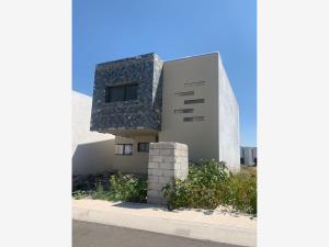 Casa en venta en Zákia, El Marqués, Querétaro