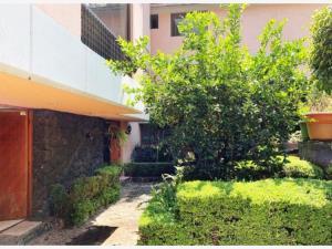 Casa en venta en Bosques de Tetlameya, Coyoacán, Ciudad de México
