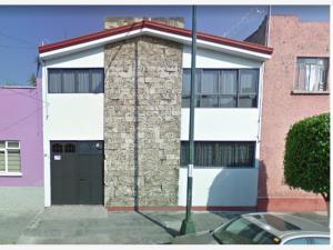 Casa en venta en Industrial, Gustavo A. Madero, Ciudad de México