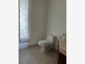 Casa en venta en Residencial Lomas Punta del Este, León, Guanajuato Casa en venta en Residencial Lomas Punta del Este, León, Guanajuato