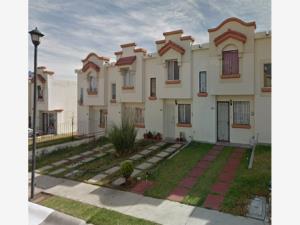 Casa en venta en Paseos de Santiago, Tonalá, Jalisco