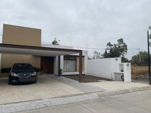 Casa en venta en Residencial Los Cántaros, Apaseo El Grande, Guanajuato