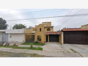 Casa en venta en Arcos de Guadalupe, Zapopan, Jalisco