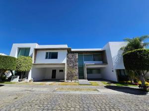 Casa en venta en Lomas de Angelópolis, San Andrés Cholula, Puebla