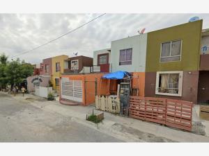 Casa en remate en Valle de Santa María, Pesquería, Nuevo León