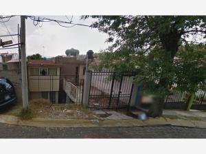 Casa en venta en Santa Cruz Atizapan, Atizapán, México