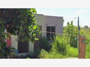 Casa en venta en INFONAVIT, Ébano, San Luis Potosí