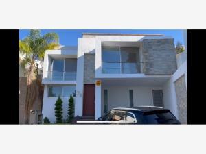 Casa en renta en Privadas del Pedregal, San Luis Potosí, San Luis Potosí