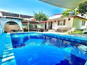 Casa en venta en Tequesquitengo, Jojutla, Morelos