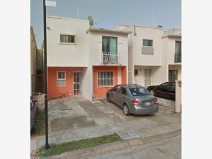Casa en remate en Eduardo Soto Innes, Minatitlán, Veracruz de Ignacio de la Llave